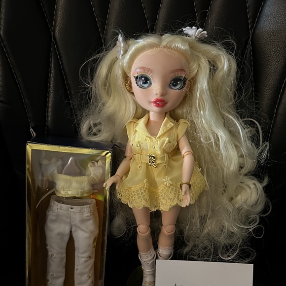 Rainbow High Doll Lot - Picture 2 of 2